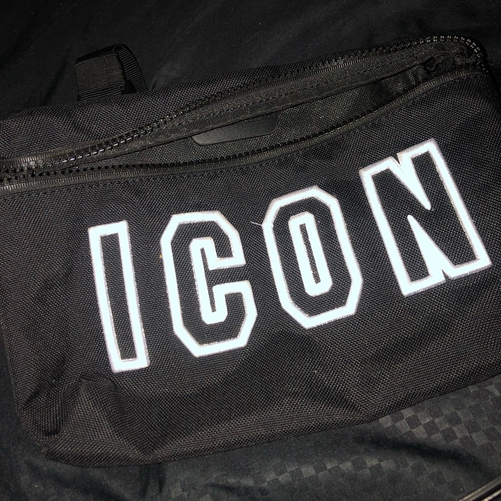 D squared ICON fanny pack